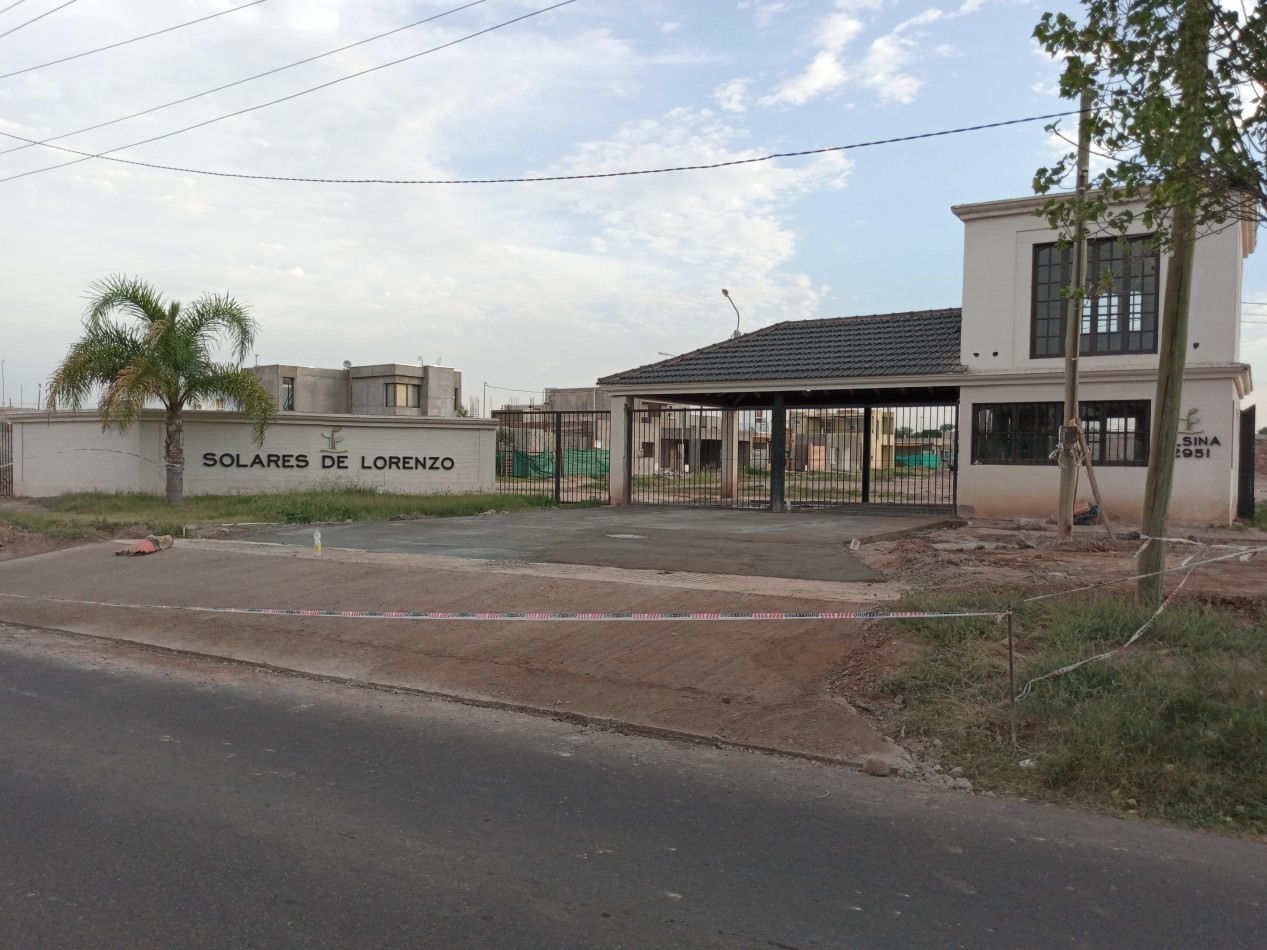 VENTA LOTE B° PRIVADO MAIPU, SOLARES DE LORENZO, UBICADO EN MAIPU LIMITE G CRUZ. EXCELENTE UBICACION