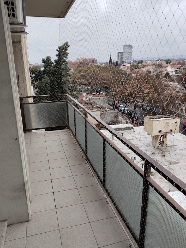 ALQUILER DEPTO 2 DORM IMPECABLE!!! MUY AMPLIO, A METROS DE ARISTIDES, CON BALCONES