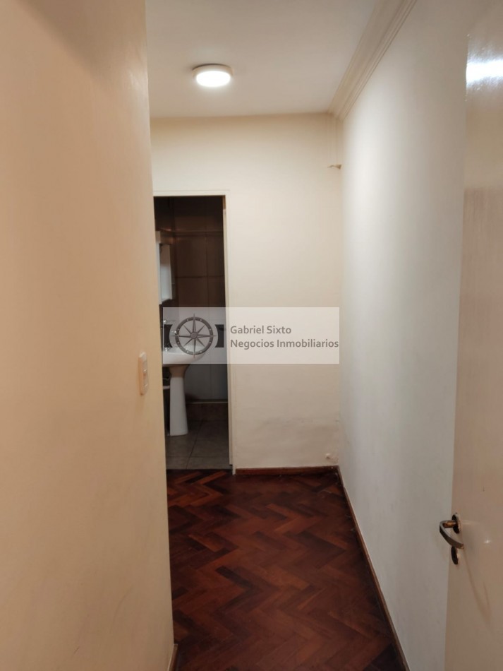 ALQUILER DEPTO CENTRICO AVDA ESPAÑA 1057 CASI PEATONAL, IMPECABLE. 2 DORM. 