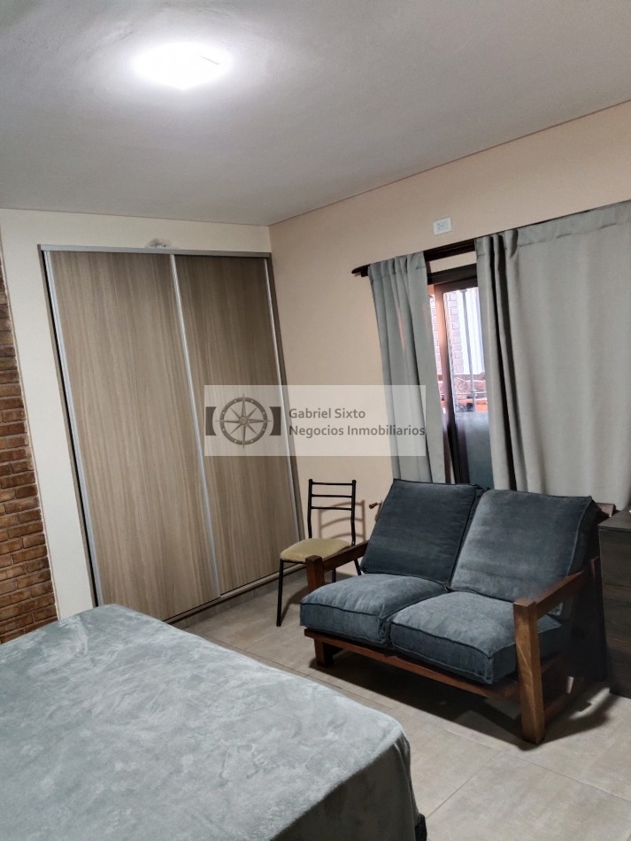 VENTA CASA ESQUINA IMPECABLE MAIPU 3 DRM, 2BÑ. SALON, PILETA, QUINCHO. DOBLE COCHERA