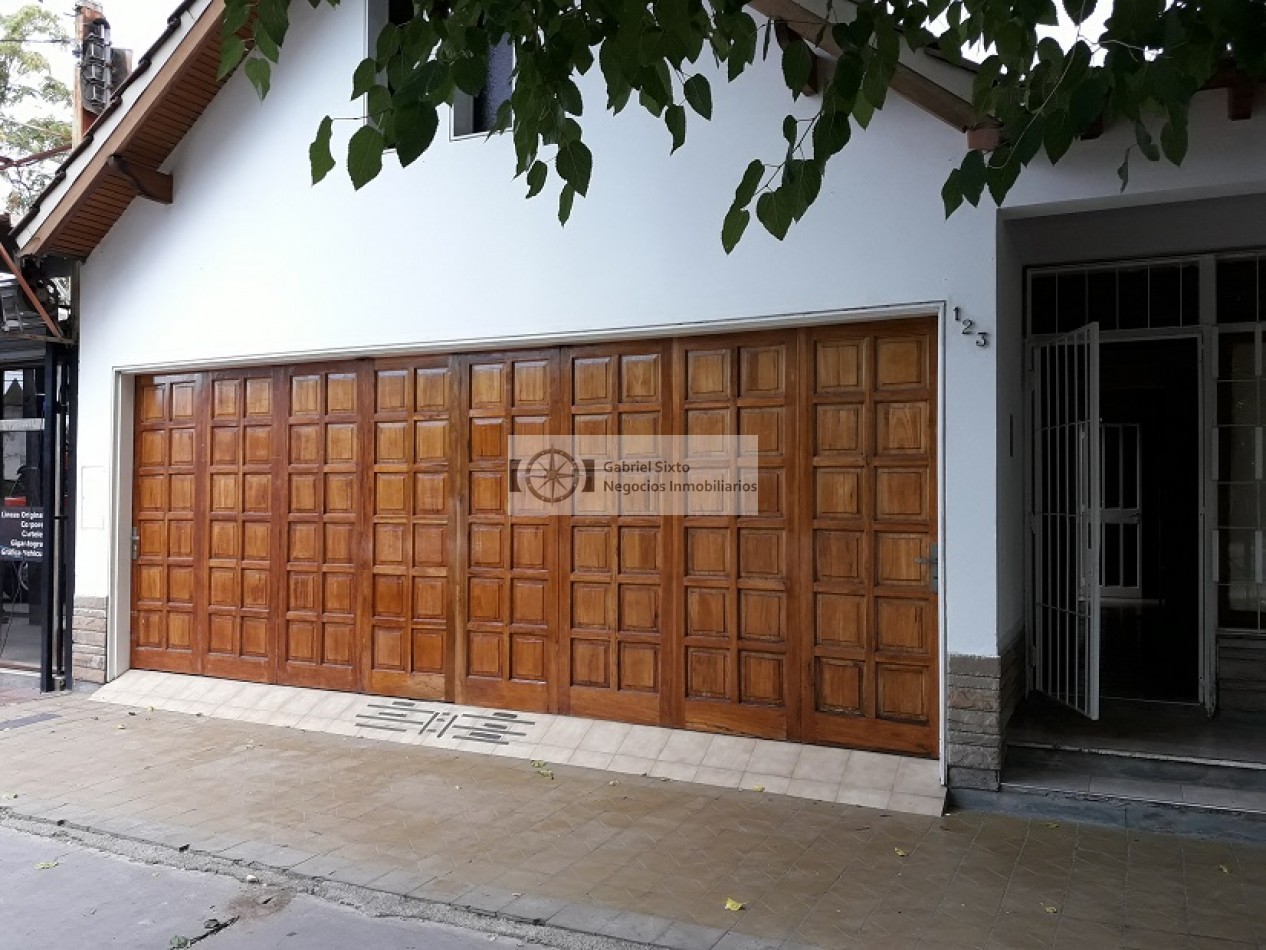 ALQUILER CASA PARA DESTINO COMERCIAL CON EXCELENTE PASADA A MTS YPF SHOPPING MENDOZA 