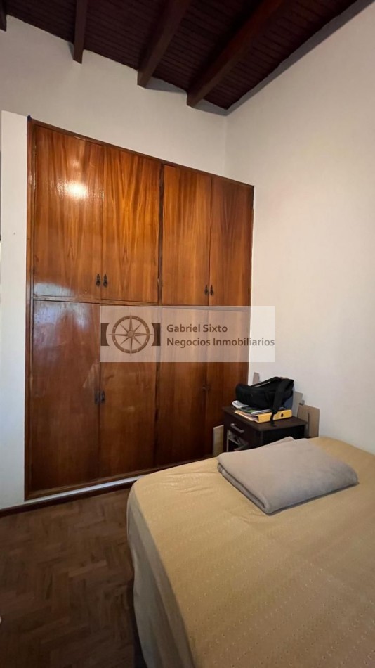 VENTA CASA EN BARRIO CERRADO DE GUAYMALLEN 3 DORM 2BÑ MUY AMPLIA
