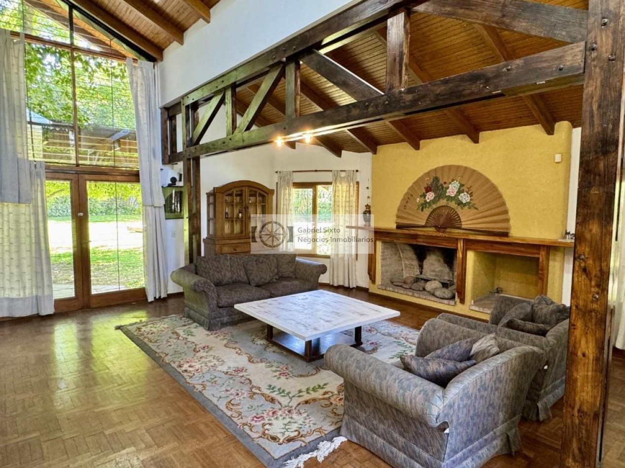 ALQUILER CASA CATEGORIA, CHACRAS DE CORIA (B° WILRRY) PISCINA 4 DORM 3 BÑ COCH. IMPECABLE