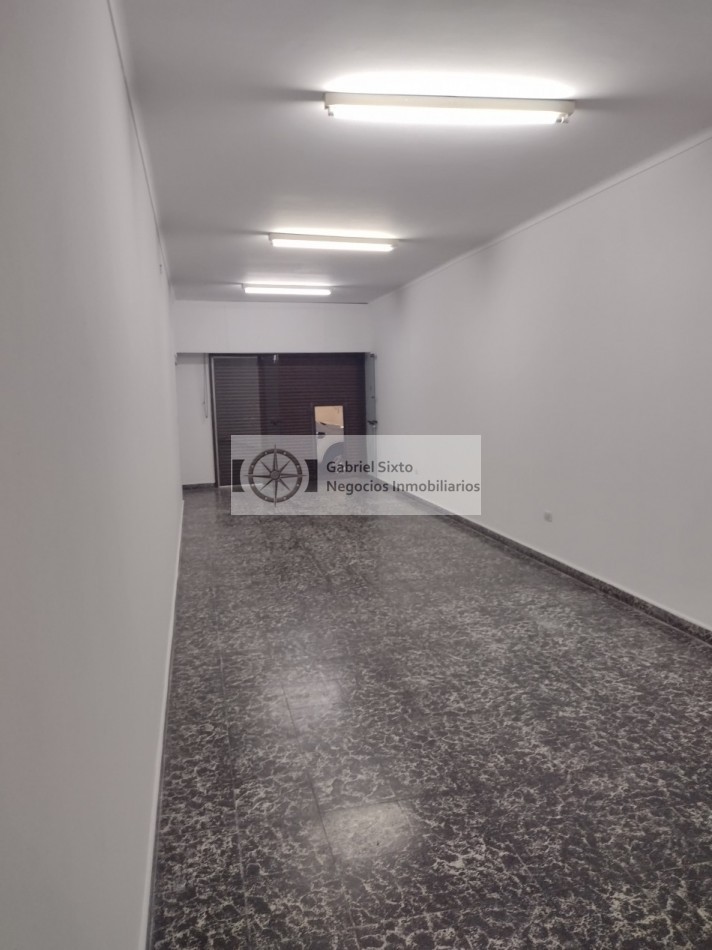VENTA PROPIEDAD GUAYMALLEN CON 2 LOCALES Y 2 DEPTOS. COMPLEJO COMPLETO 