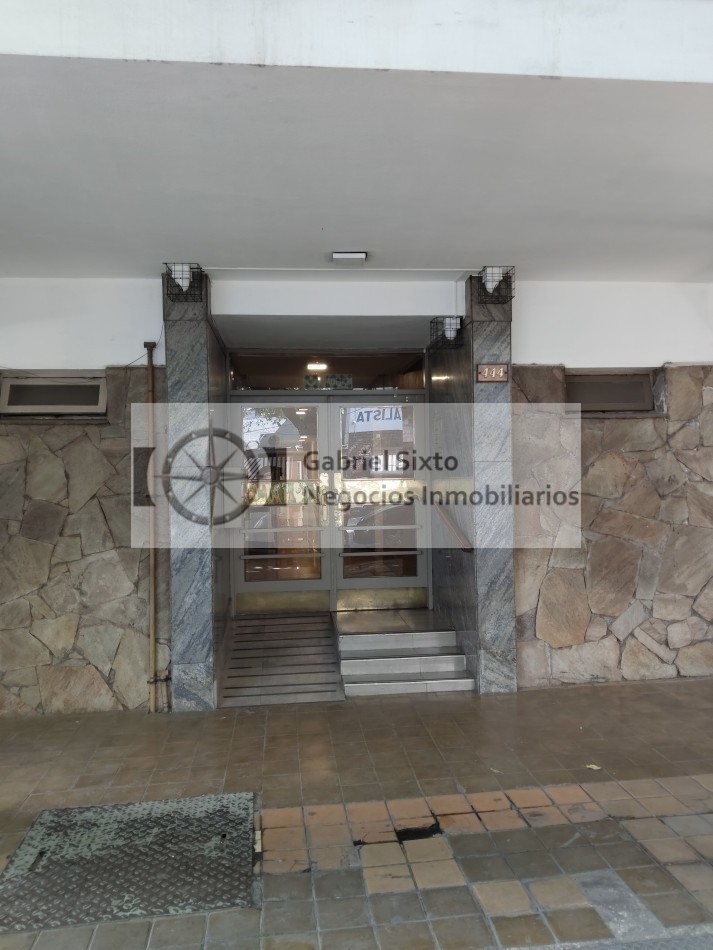 VENTA DEPTO PLANTA BAJA CIUDAD MENDOZA CALLE SAN LORENZO 444, (HABILITADO PARA VIVIENDA Y COMERCIAL)