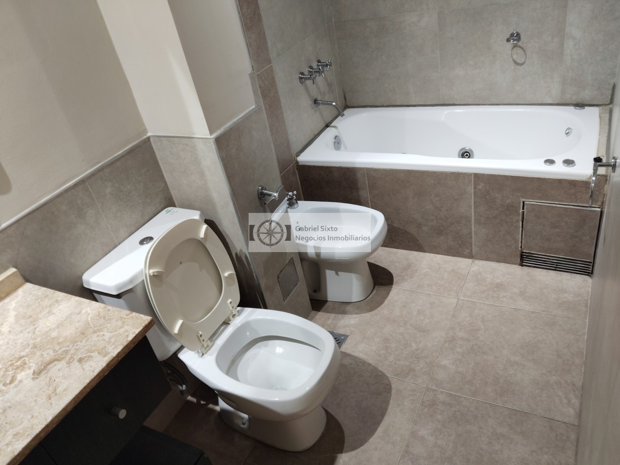 VENTA DEPTO 1 DORM EN TORRES PUNTA ARIZU, PLANTA BAJA CON COCHERA AMENITIS