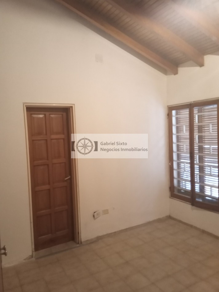 ALQUILER CASA COMO LOCAL COMERCIAL UBICADA SOBRE CALLE AVELLANEDA A MTS YPF SHOPPING