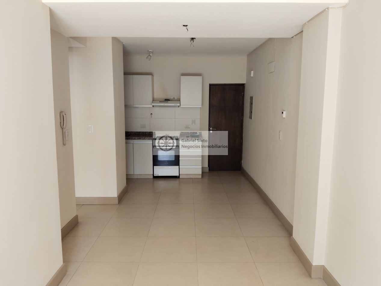 ALQUILER DEPTO PUNTA ARIZU GODOY CRUZ, PLANTA BAJA 1 DORM COCHERA AMENITIES Categoria