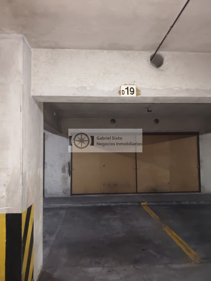 ALQUILER AMPLIA CON BAULERA EDIF. BUCI SEGURIDAD 24 HS. SEGUNDO SUBSUELO FRENTE A PLAZA SAN MARTIN 