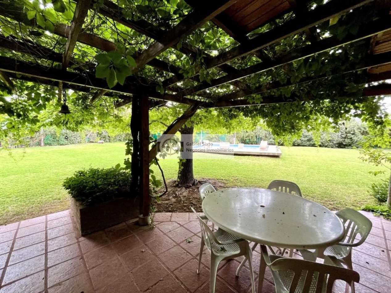 ALQUILER CASA CATEGORIA, CHACRAS DE CORIA (B° WILRRY) PISCINA 4 DORM 3 BÑ COCH. IMPECABLE