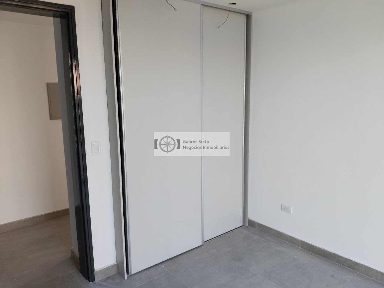VENTA CASA A ESTRENAR MAIPU B° PRIVADO L LUISA - 3 DORM, COCHERA DOBLE 3 BÑ TODO PLANTA BAJA