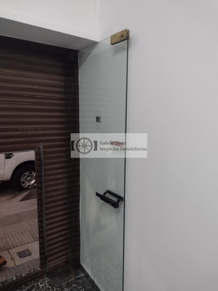 ALQUILER LOCAL COMERCIAL GUAYMALLEN Carril Godoy Cruz 433 (lado sur para estacionar)