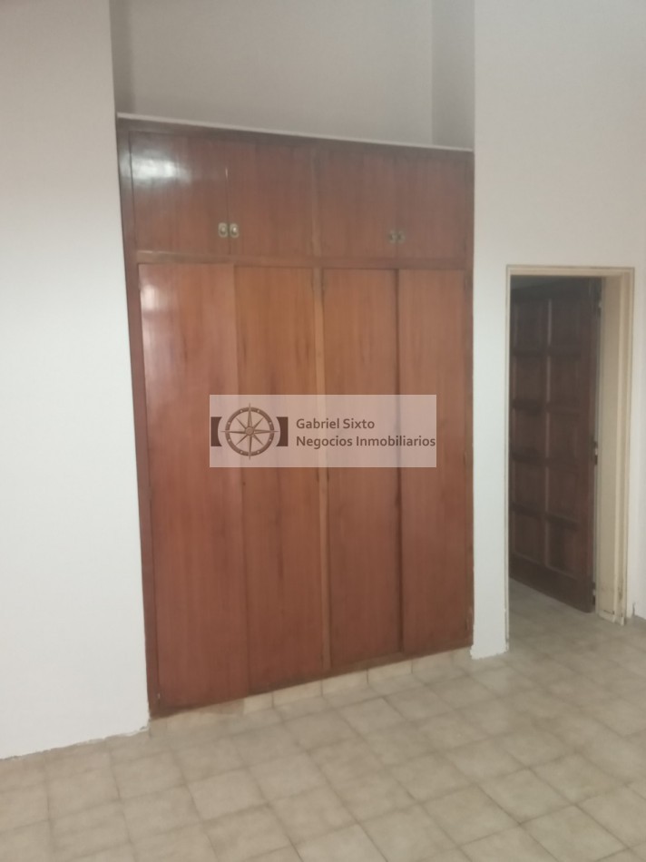 ALQUILER CASA COMO LOCAL COMERCIAL UBICADA SOBRE CALLE AVELLANEDA A MTS YPF SHOPPING