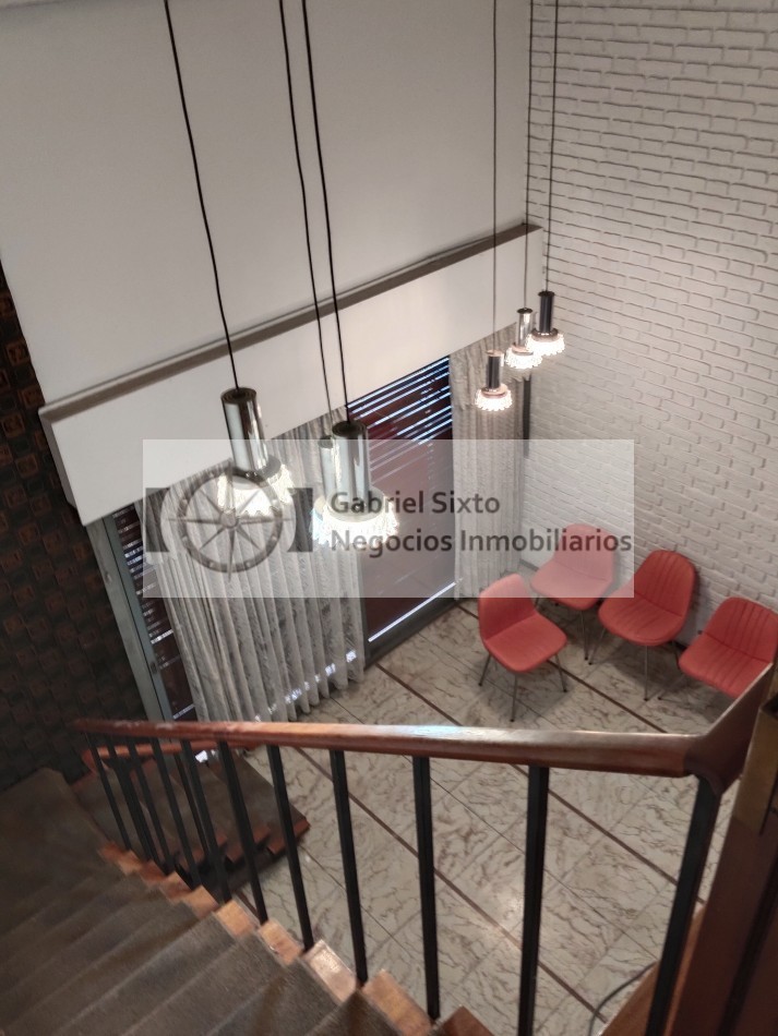 VENTA CASA ESQUINA P DE LOS ANDES Y FADER 6ta secc.  IMPECABLE 
