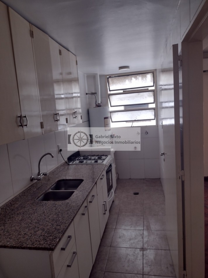 ALQUILER DEPTO CENTRICO AVDA ESPAÑA CASI PEATONAL, IMPECABLE. 2 DORM.