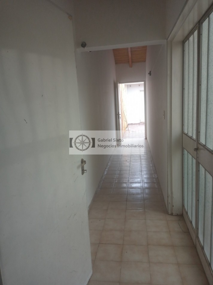 ALQUILER CASA COMO LOCAL COMERCIAL UBICADA SOBRE CALLE AVELLANEDA A MTS YPF SHOPPING