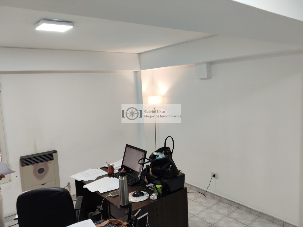 VENTA DEPTO. AVDA ESPAÑA 943 A MTS DE MONTEVIDEO. FRONTAL TODOS LOS SERVICIOS (Alquilado)