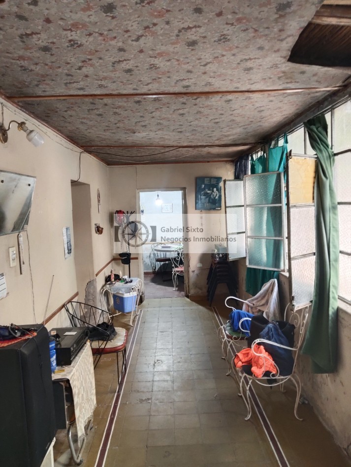 VENTA CASA ADOBE A VALOR TERRENO CON 500 M2  MAIPU MTS DE SARMIENTO EXCELENTE UBICACION 