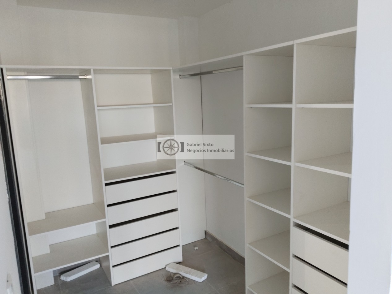 VENTA CASA A ESTRENAR MAIPU B° PRIVADO L LUISA - 3 DORM, COCHERA DOBLE 3 BÑ TODO PLANTA BAJA