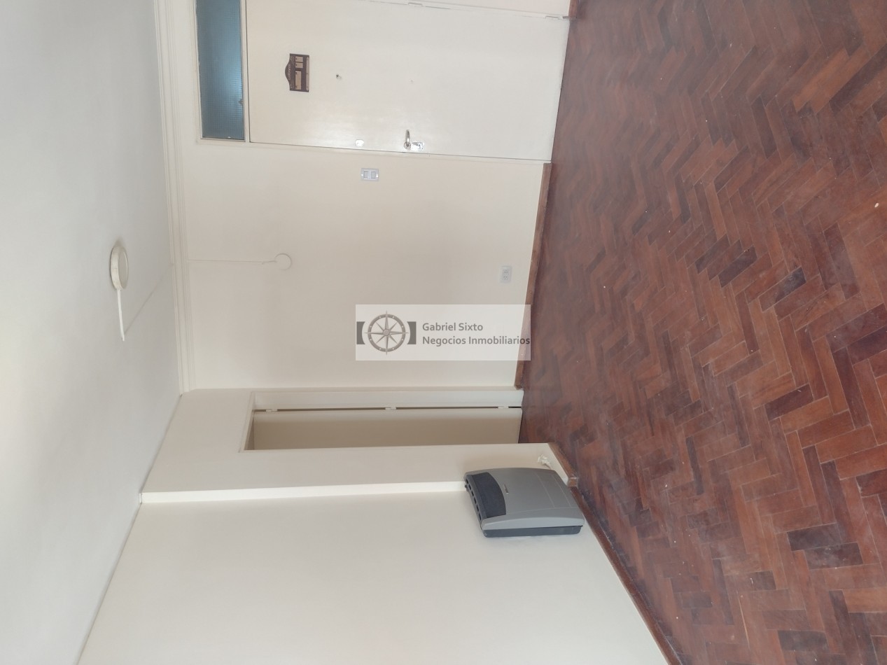 ALQUILER DEPTO CENTRICO AVDA ESPAÑA CASI PEATONAL, IMPECABLE. 2 DORM.