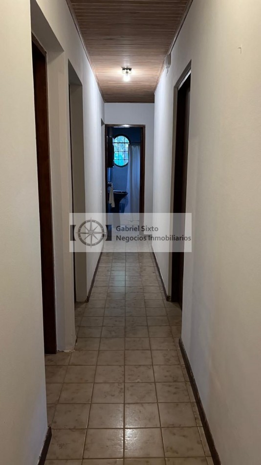 VENTA CASA EN BARRIO CERRADO DE GUAYMALLEN 3 DORM 2BÑ MUY AMPLIA