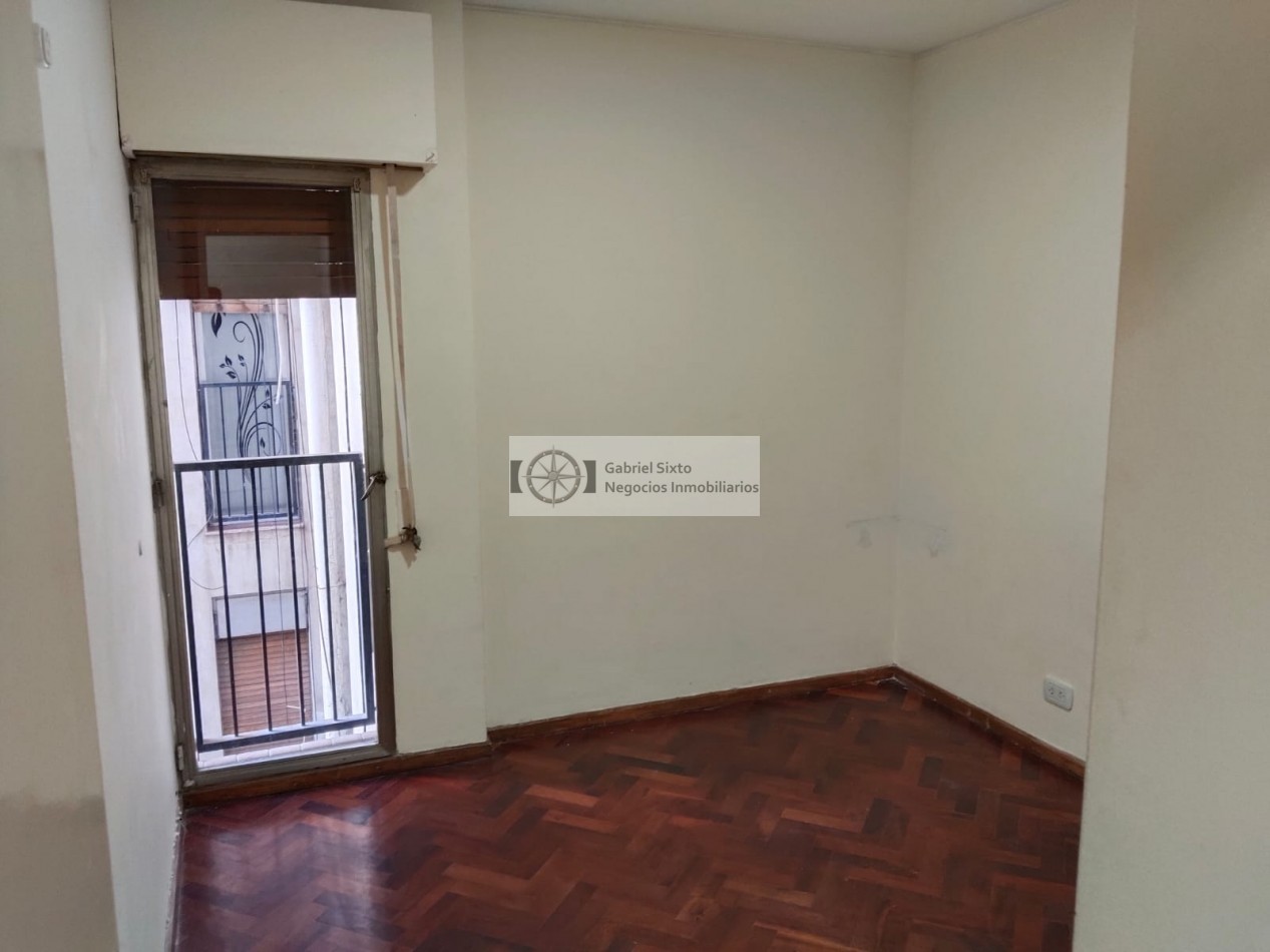 ALQUILER DEPTO CENTRICO AVDA ESPAÑA 1057 CASI PEATONAL, IMPECABLE. 2 DORM. 