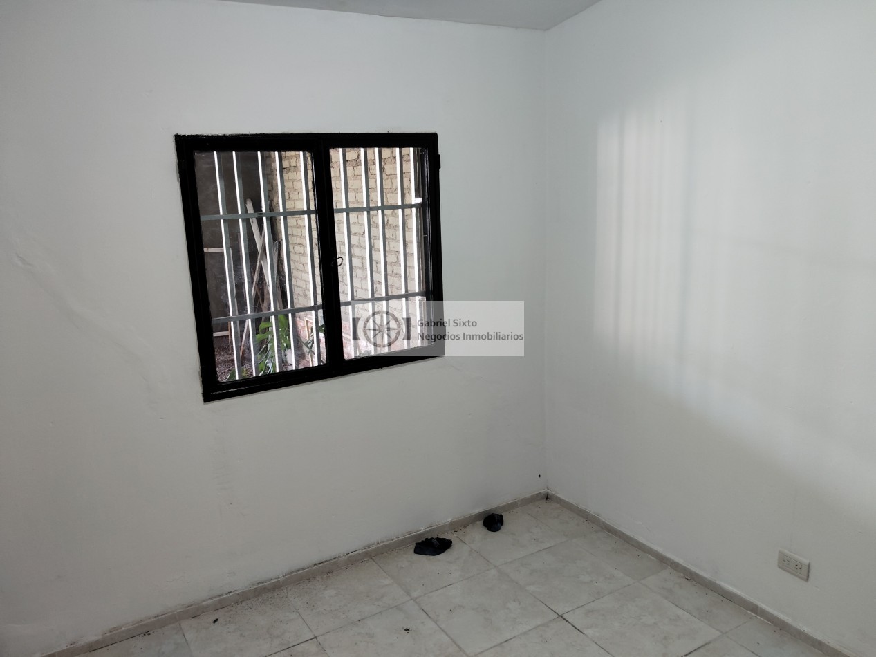 VENTA CASA ESQUINA MAIPU (Gral Gutierrez) B° Las Tocarcitas 