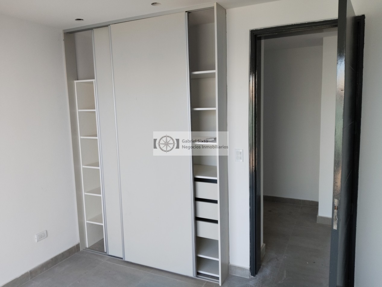 VENTA CASA A ESTRENAR MAIPU B° PRIVADO L LUISA - 3 DORM, COCHERA DOBLE 3 BÑ TODO PLANTA BAJA