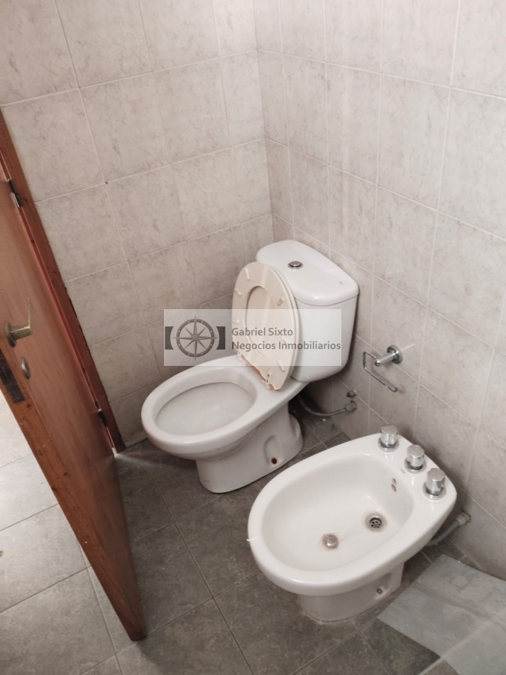 ALQUILER DEPTO GODOY CRUZ O HIGGINS Y PELLEGRINI 1 dorm amplio con balcones sin cochera 