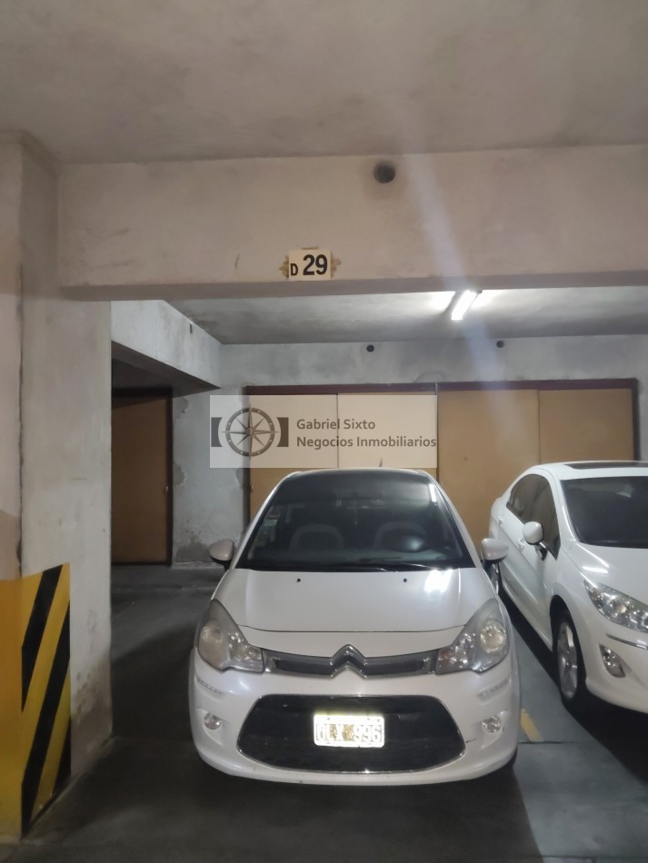 ALQUILER AMPLIA CON BAULERA EDIF. BUCI SEGURIDAD 24 HS. SEGUNDO SUBSUELO FRENTE A PLAZA SAN MARTIN 