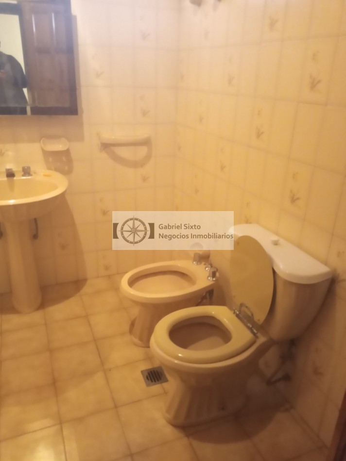 ALQUILER CASA COMO LOCAL COMERCIAL UBICADA SOBRE CALLE AVELLANEDA A MTS YPF SHOPPING