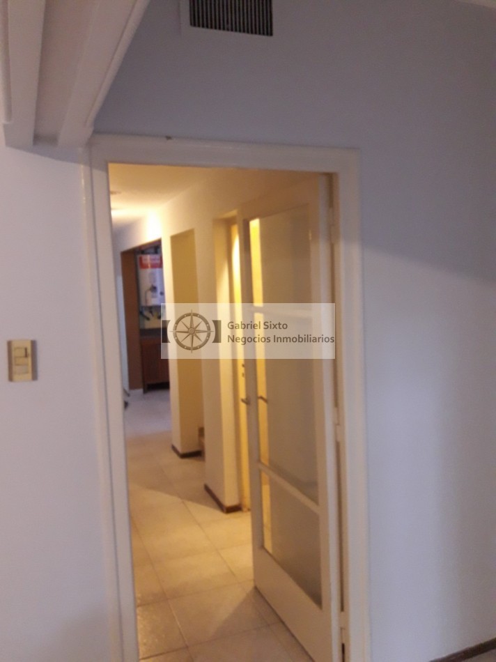 VENTA PROPIEDAD CIUDAD CALLE RODRIGUEZ CASI MOLDES 3 DORM 2 BÑ, PATIO CHURAS COCHERA