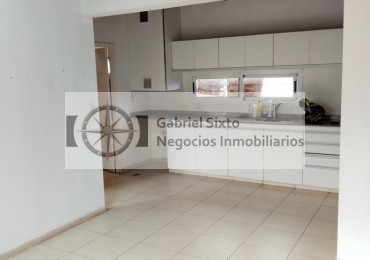ALQUILER DEPTO LUJAN CIUDAD 1 DORM, MUY ESPACIOSO, COMPLEJO CERRADO 